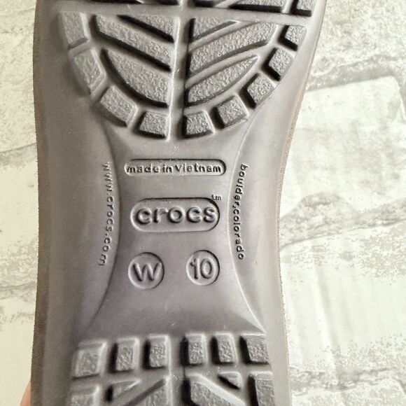 Crocs Women’s Brown Mammoth Lined Ballet Flats Faux Fur Cozy Skimmer Shoes Sz 10 - Picture 6 of 6